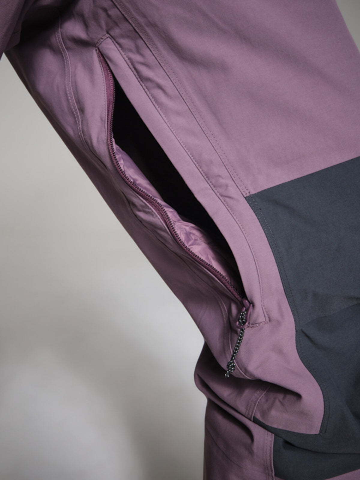 Jardinero Trew Gear - Tatoosh black plum 2L 20K/20K