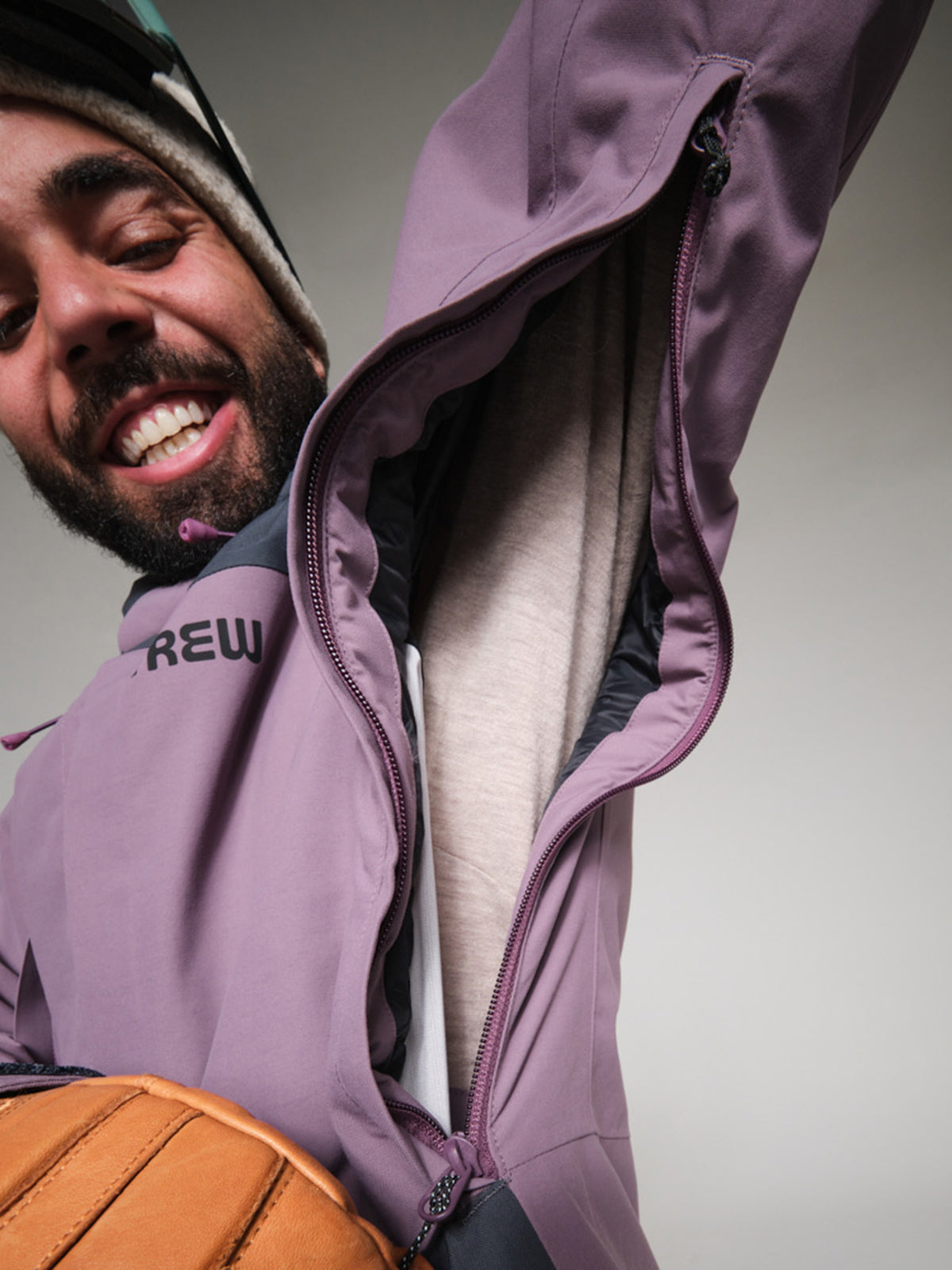Campera Trew Gear - Tatoosh black plum 2L 20K/20K