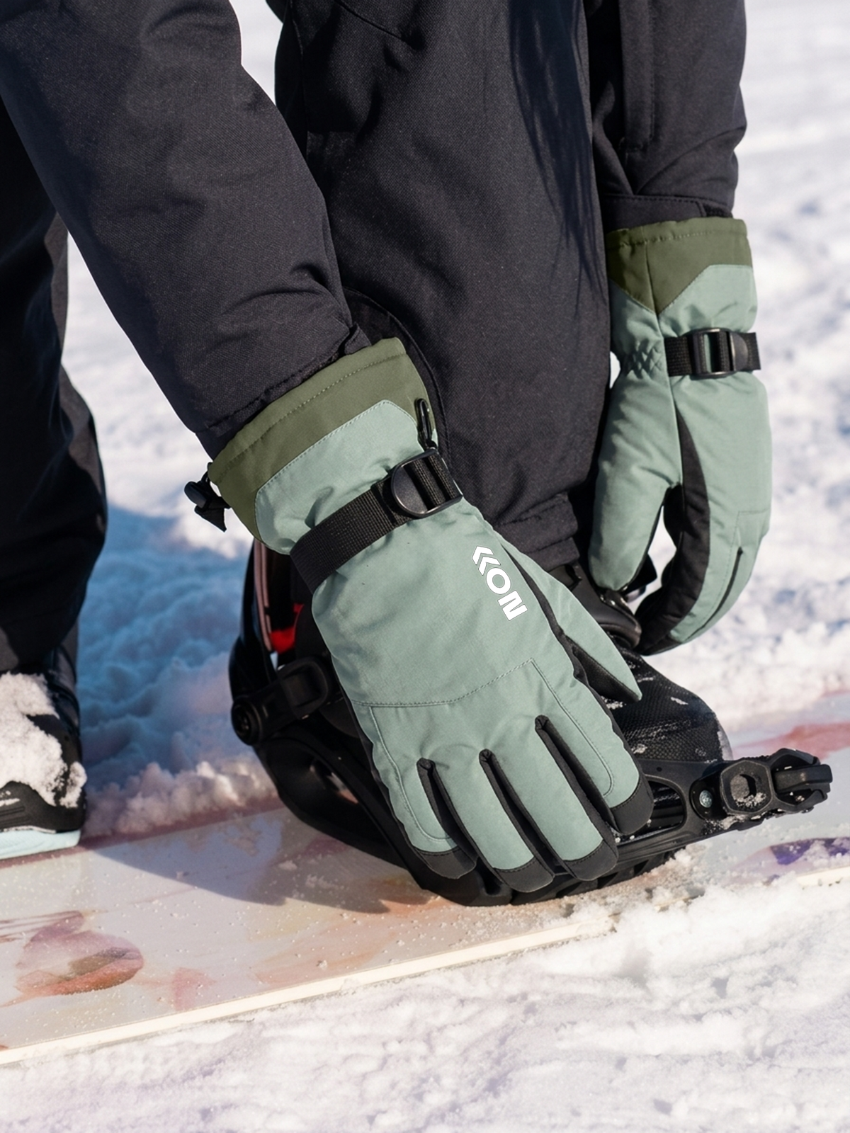 Guantes Back On - Murder W´S